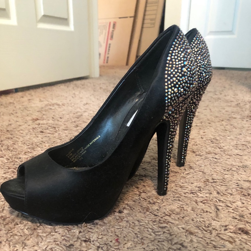 Steve Madden bedazzled heels